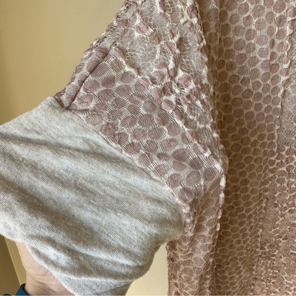 Capote layered lace top - Picture 4 of 10